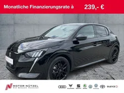 Schwarz Gebraucht 2022 Peugeot e-208 GT Kleinwagen | 18.460 € (Fairer Preis)