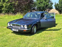 Blau Gebraucht 1989 Jaguar XJ12 Limousine | 8.000 €