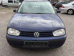 Blau Gebraucht 2002 VW Golf IV Limousine | 1.400 € (Fairer Preis)