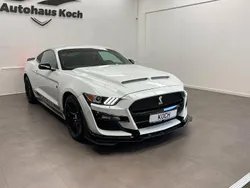 Weiß Gebraucht 2016 Ford Mustang Coupé | 27.900 € (Fairer Preis)