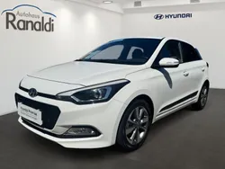 Sol (weiss Gebraucht 2018 Hyundai i20 YES! Limousine | 12.490 € (Fairer Preis)
