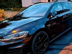 Schwarz Gebraucht 2017 VW Golf VII GTD Kombi | 12.499 € (Teuer)