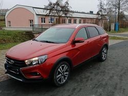 Rot Gebraucht 2018 Lada Vesta Kombi | 7.700 € (Etwas zu teuer)