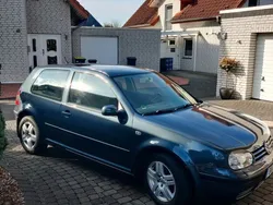 Grau Gebraucht 2001 VW Golf IV Edition Limousine | 700 €