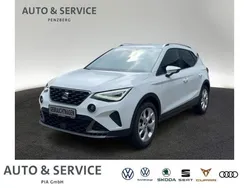 Weiß Gebraucht 2024 Seat Arona FR SUV | 23.990 € (Etwas zu teuer)