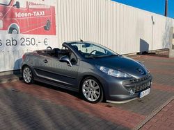 Grau Gebraucht 2007 Peugeot 207 CC Cabrio | 2.600 € (Fairer Preis)