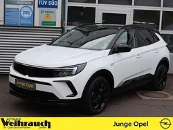Jade weiss/schwarz Gebraucht 2024 Opel Grandland X SUV | 23.995 € (Guter Preis)