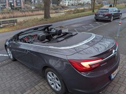 Grau Gebraucht 2015 Opel Cascada Innovation Cabrio | 12.700 € (Fairer Preis)