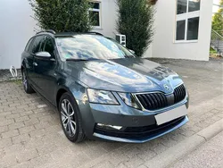Grau Gebraucht 2019 Skoda Octavia Soleil Kombi | 11.900 € (Superpreis)