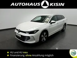 Weiß Gebraucht 2024 VW Passat Business Kombi | 30.800 € (Superpreis)
