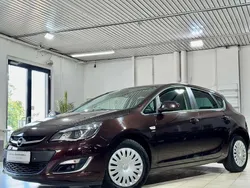 Mahagonibraun / darkmahagony Gebraucht 2013 Opel Astra Active Limousine | 4.200 € (Fairer Preis)
