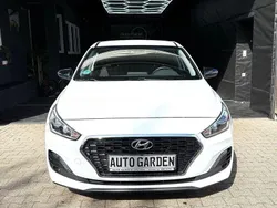 Polar white / sol Gebraucht 2019 Hyundai i30 Kleinwagen | 13.900 € (Fairer Preis)