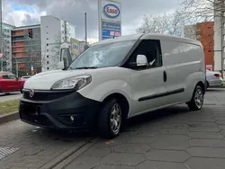 Weiß Gebraucht 2018 Fiat Doblò Van / Kleinbus | 10.299 € (Fairer Preis)