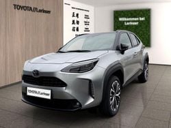 Schwarz Neu 2025 Toyota Yaris Plus Limousine | 37.390 €
