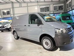Pure grey Gebraucht 2015 VW Transporter Van | 11.500 €