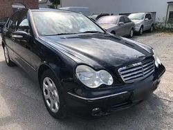 Schwarz Gebraucht 2006 Mercedes C200 Limousine | 4.200 € (Fairer Preis)