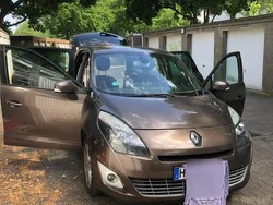 Braun Gebraucht 2011 Renault Mégane III Kleinwagen | 4.500 €