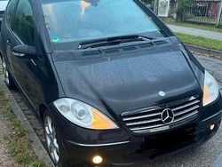 Schwarz Gebraucht 2007 Mercedes A180 Kleinwagen | 2.000 € (Fairer Preis)