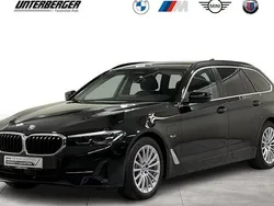 Schwarz ii Gebraucht 2022 BMW 530e Sport Line Kombi | 29.890 € (Superpreis)