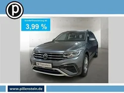 Grau Gebraucht 2022 VW Tiguan Elegance SUV | 29.500 € (Etwas zu teuer)