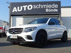 Weiß Gebraucht 2016 Mercedes GLC220 AMG line SUV | 24.900 € (Etwas zu teuer)