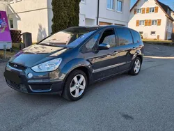 Grau Gebraucht 2008 Ford S-MAX S Van / Kleinbus | 2.000 € (Superpreis)