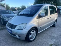 Silber Gebraucht 2002 Mercedes Vaneo Van / Kleinbus | 4.797 € (Etwas zu teuer)