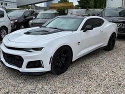 Weiß Gebraucht 2021 Chevrolet Camaro LT | 28.999 € (Etwas zu teuer)