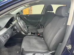 Blau Gebraucht 2010 VW Passat Kombi | 3.000 € (Guter Preis)