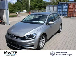 Tungsten silver metallic 6831 (metallic) Gebraucht 2019 VW Golf VII Comfortline Limousine | 17.770 € (Fairer Preis)