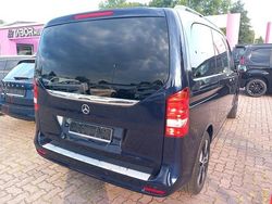 Cavansitblau metallic cavansitblau metallic Gebraucht 2022 Mercedes V220 Edition Van / Kleinbus | 54.475 € (Teuer)