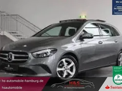 Mountaingrau met. Gebraucht 2016 Mercedes B180 Van / Kleinbus | 14.800 € (Guter Preis)