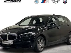 Schwarz Gebraucht 2022 BMW 118 Advantage Kleinwagen | 18.890 € (Fairer Preis)