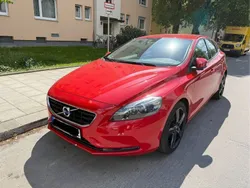 Rot Gebraucht 2012 Volvo V40 You! Kombi | 9.500 € (Superpreis)