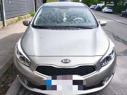 Grau Gebraucht 2013 Kia Ceed DREAM-TEAM Edition Limousine | 7.700 € (Fairer Preis)