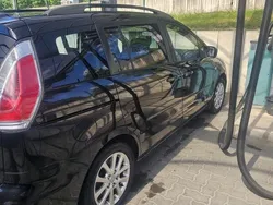 Schwarz Gebraucht 2008 Mazda 5 Van / Kleinbus | 2.700 € (Teuer)