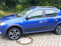 Blau Gebraucht 2020 Dacia Sandero Celebration Kleinwagen | 9.600 € (Fairer Preis)
