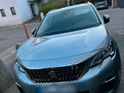 Grau Gebraucht 2017 Peugeot 3008 SUV | 10.500 € (Guter Preis)