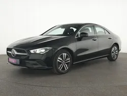 Nachtschwarz Gebraucht 2021 Mercedes CLA200 Limousine | 27.183 € (Guter Preis)