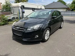 Schwarz Gebraucht 2014 Ford Focus Titanium Limousine | 4.990 € (Fairer Preis)