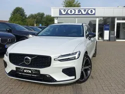 Crystal white Gebraucht 2024 Volvo V60 Plus Kombi | 44.900 € (Etwas zu teuer)