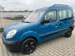 Blau Gebraucht 2003 Renault Kangoo Basis Van / Kleinbus | 3.900 € (Teuer)