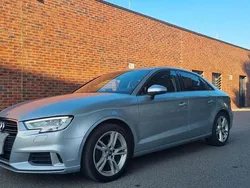Silber Gebraucht 2018 Audi A3 Ambiente Limousine | 15.500 € (Guter Preis)