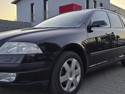 Schwarz Gebraucht 2007 Skoda Octavia Elegance Kombi | 1.990 € (Fairer Preis)