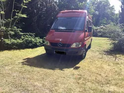 Rot Gebraucht 2006 Mercedes Sprinter Van | 25.500 €