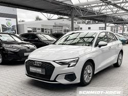 Gletschweiß (weiß) Gebraucht 2022 Audi A3 Sportback e-tron Comfort Kleinwagen | 21.730 € (Fairer Preis)