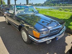 Schwarz Gebraucht 1987 Mercedes 560 Cabrio | 29.975 €
