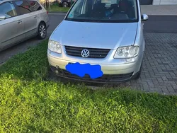 Silber Gebraucht 2003 VW Touran Van / Kleinbus | 1.200 € (Guter Preis)