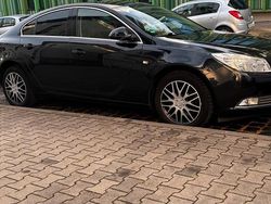 Schwarz Gebraucht 2011 Opel Insignia Limousine | 5.500 €