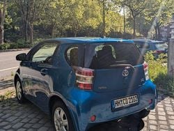 Blau Gebraucht 2011 Toyota iQ Kleinwagen | 2.400 € (Guter Preis)